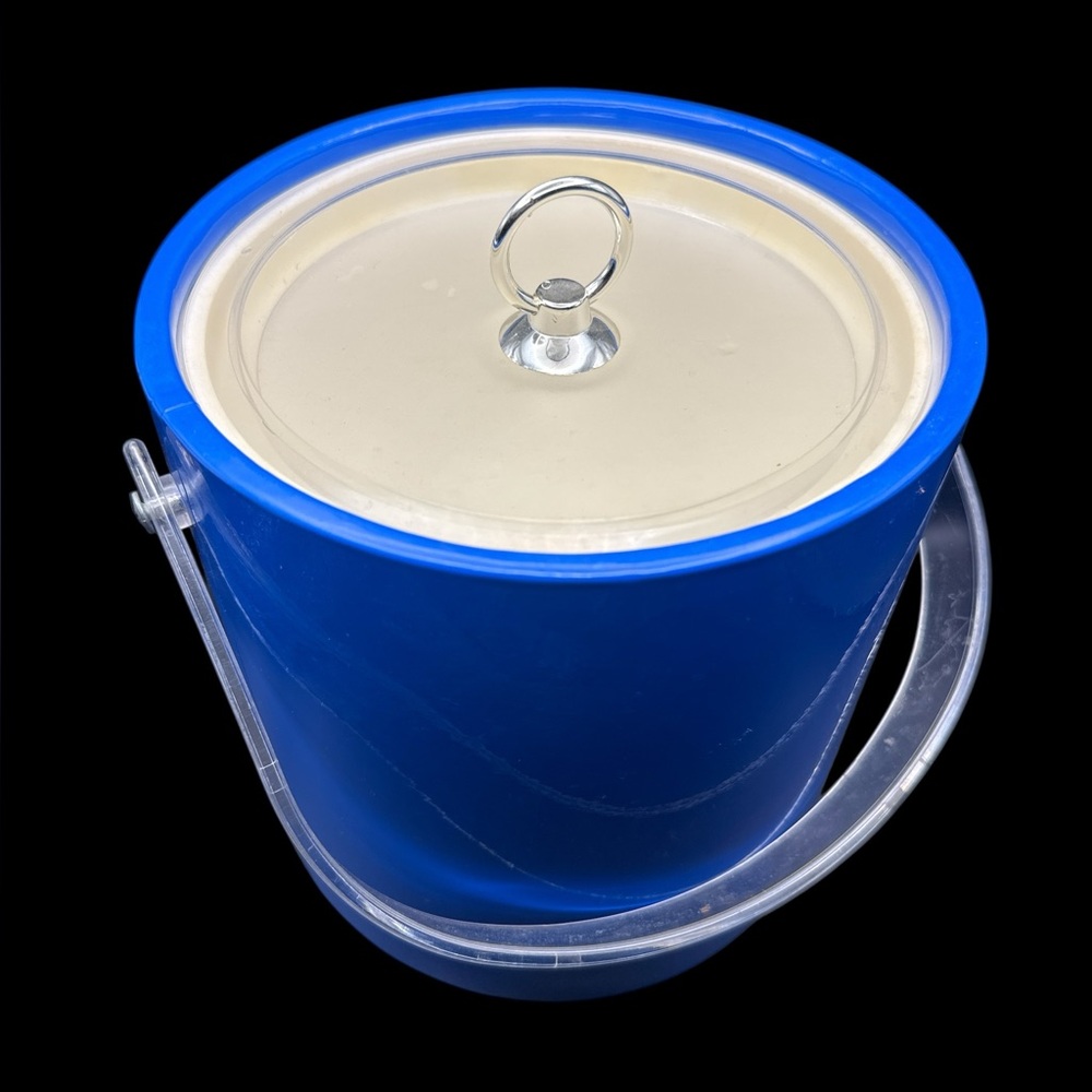Vintage Mid Century Vibrant Blue Acrylic Lid and Handle Thermal Ice Bucket 8”